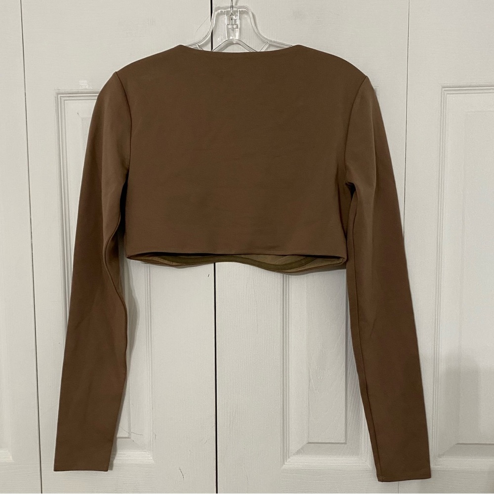 NWT MICHEAL COSTELLO X REVOLVE Ellis Taupe Cropped Top M - Picture 5 of 12